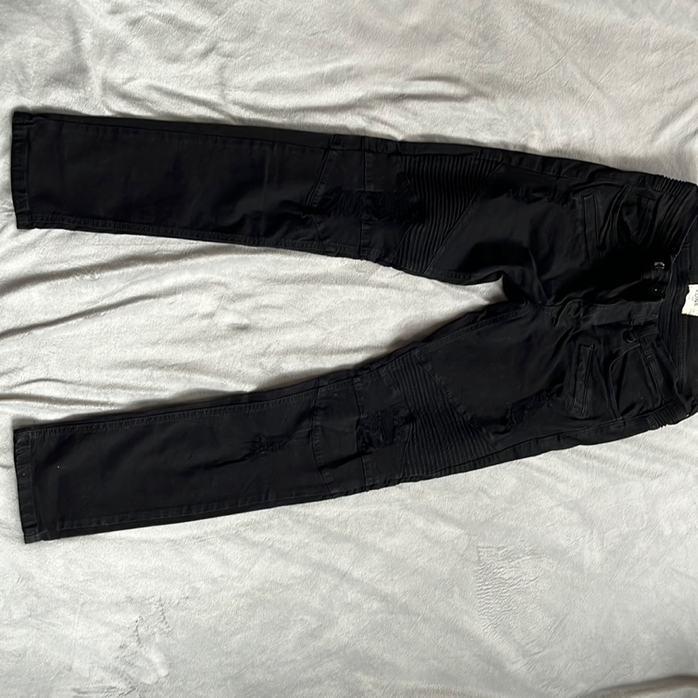 KDNK Black Distressed Jeans. Men Size M/32